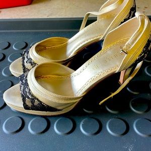 White House black market, high heels